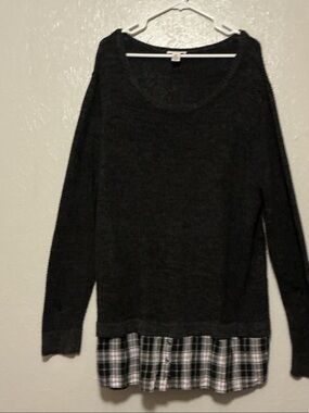 Westbound Black Scoop Neck Sweater with Plaid Hem
